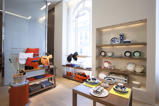 Leather Goods Store «Hermès», reviews and photos, 289 Greenwich Ave, Greenwich, CT 06830, USA