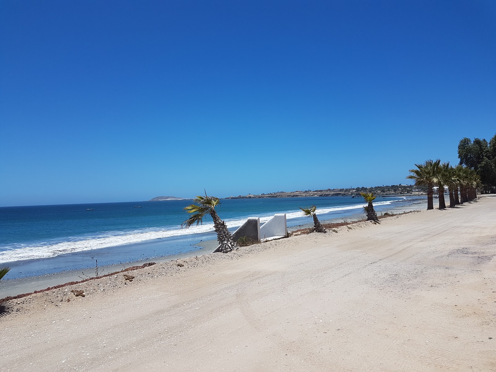 Photo de Bahia Asuncion Beach zone des équipements