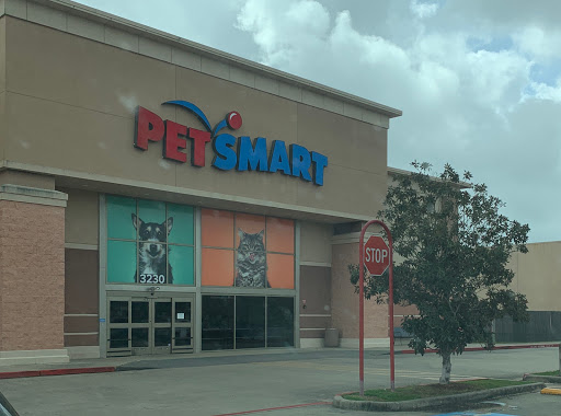 Pet Supply Store «PetSmart», reviews and photos, 1921 Gulf Fwy S, Dickinson, TX 77539, USA