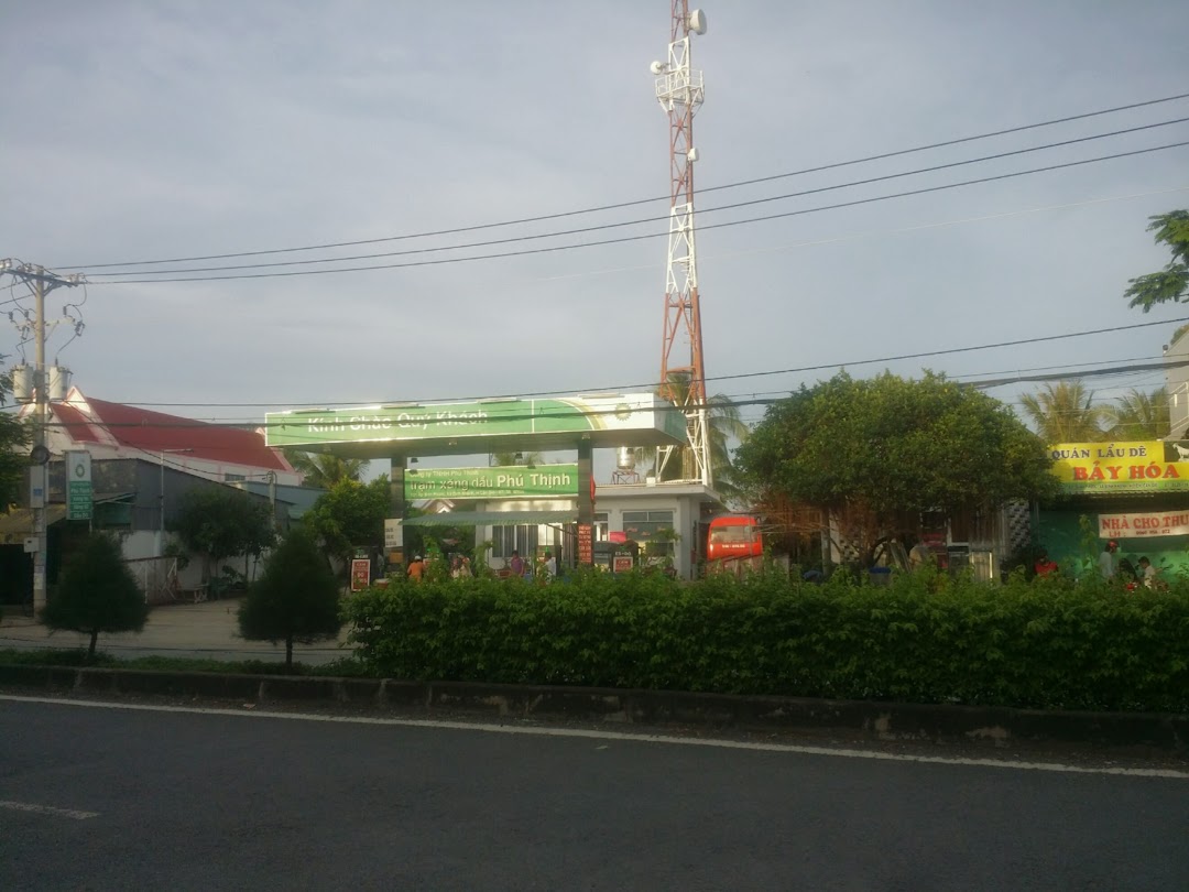 Trạm xăng dầu Bình Khánh