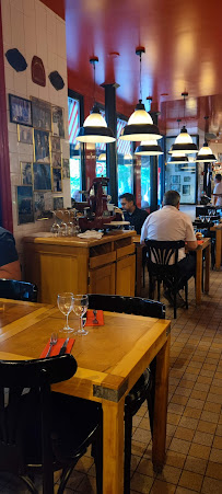 Atmosphère du Restaurant français Le Louchebem à Paris - n°5