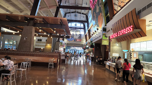 Clothing Store «Victoria Gardens», reviews and photos, 12505 N Main St, Rancho Cucamonga, CA 91739, USA