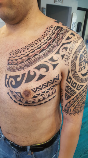 Explore hammer tattoo ideas, creative tattoo ideas in Reno, available at Aces Tattoo