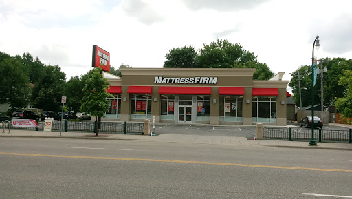 Mattress Firm West Lake Street