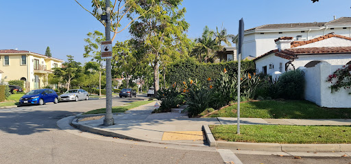 Beverly Hills Plaza