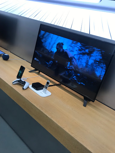 Computer Store «Apple Manhattan Village», reviews and photos, 3200 N Sepulveda Blvd, Manhattan Beach, CA 90266, USA