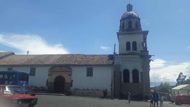 Iglesia Católica Virgen de Las Nieves de Licán - Iglesia