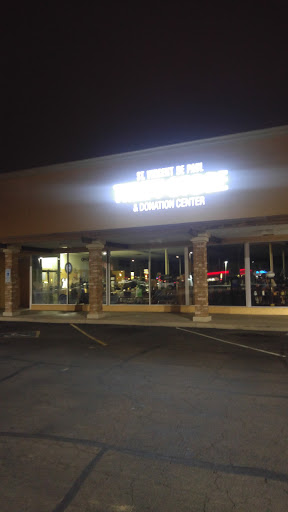 Thrift Store «Society of St. Vincent de Paul - Thunderbird Thrift Store», reviews and photos, 3547 W Thunderbird Rd, Phoenix, AZ 85053, USA