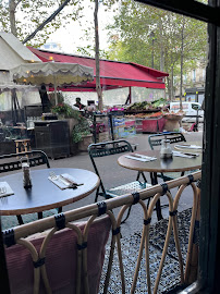 Atmosphère du Restaurant Maison Sauvage Victor Hugo à Paris - n°3