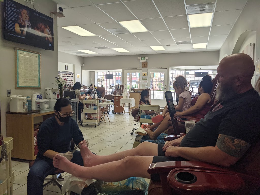 City Nails & Spa 92543