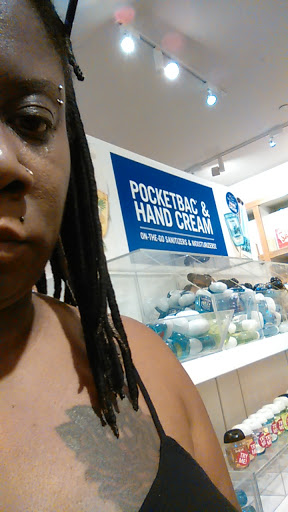 Beauty Supply Store «Bath & Body Works», reviews and photos, 2520 McMenamin St, Hampton, VA 23666, USA