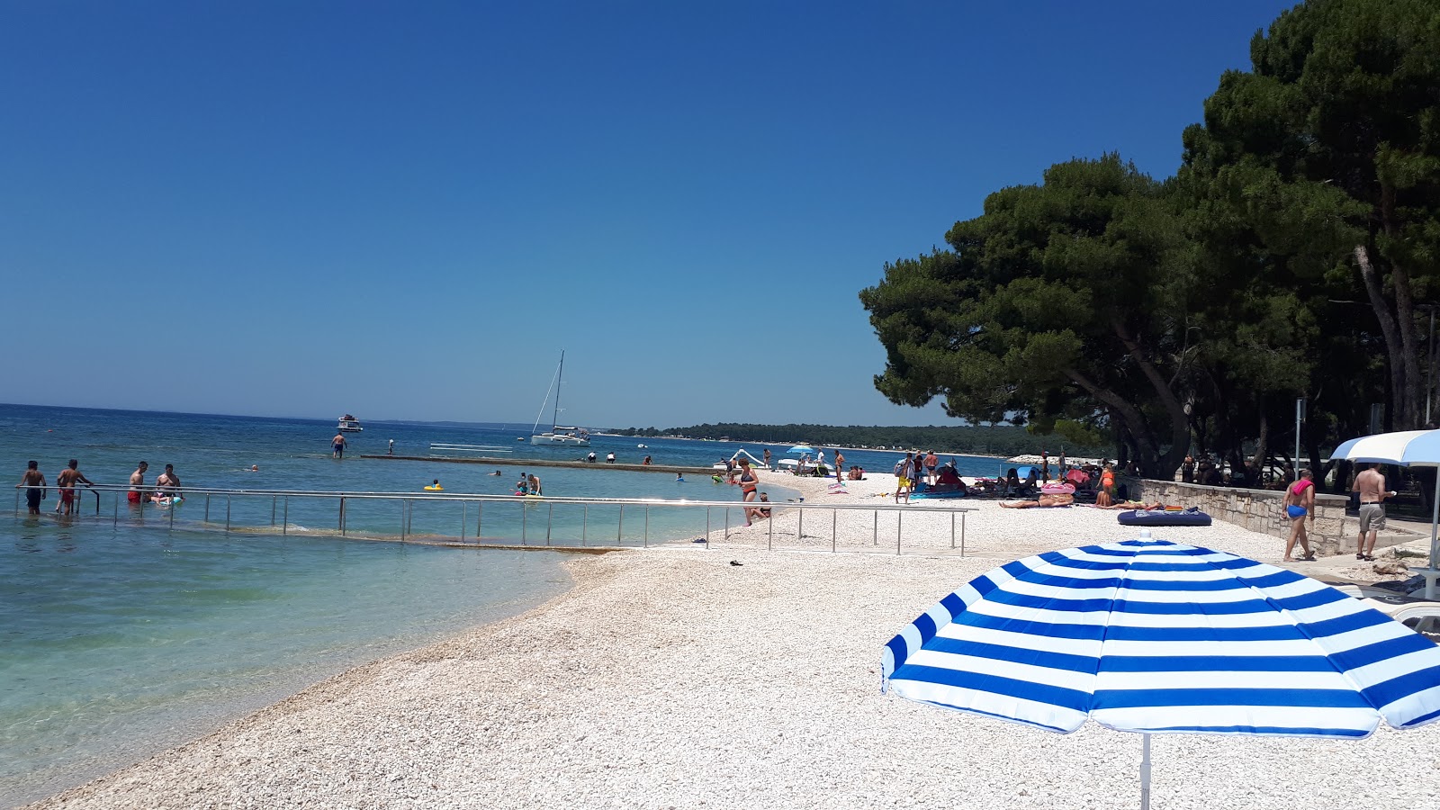 Photo de Bi Village beach - endroit populaire parmi les connaisseurs de la détente