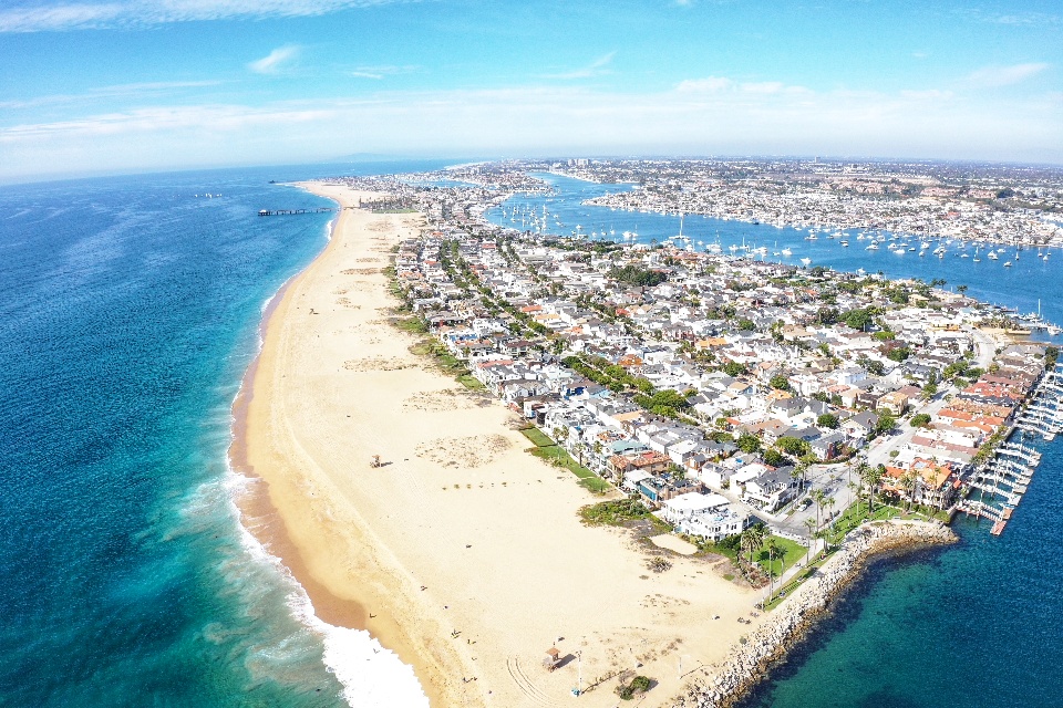 Fotografie cu Newport Beach și așezarea