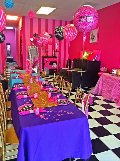 Party Planner «Tickled Pink & Posh Party Boutique», reviews and photos, 9627 Reisterstown Rd, Owings Mills, MD 21117, USA