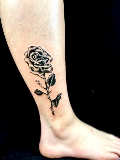 Tattoo Shop «Inkfected Tattoos LLC», reviews and photos, 3740 Glenmore Ave, Cincinnati, OH 45211, USA