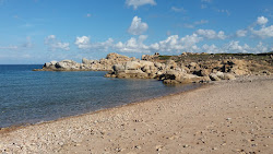Spiaggia de La Liccia'in fotoğrafı kirli temizlik seviyesi ile