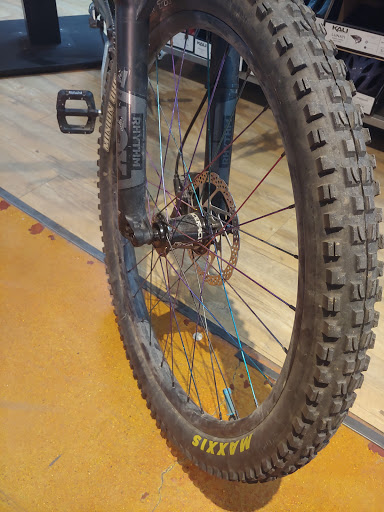 Bicycle Store «Competitive Edge Cyclery», reviews and photos, 9889 E Foothill Blvd, Rancho Cucamonga, CA 91730, USA