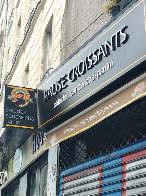 Pause Croissants à Paris