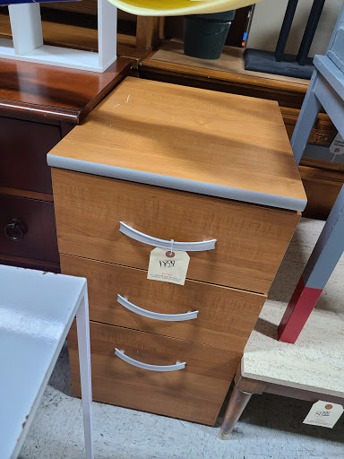 Thrift Store «Superior Thrift Store», reviews and photos, 1135 N Wilson Way, Stockton, CA 95205, USA