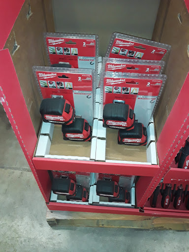 Home Improvement Store «The Home Depot», reviews and photos, 18700 Meyers Rd, Detroit, MI 48235, USA