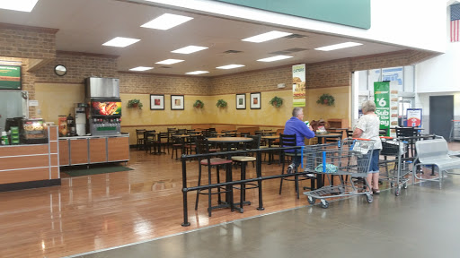 Department Store «Walmart Supercenter», reviews and photos, 540 7th Ave, Longview, WA 98632, USA