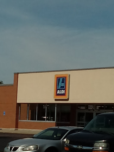 Supermarket «ALDI», reviews and photos, 5038 Highland Rd, Waterford Twp, MI 48327, USA