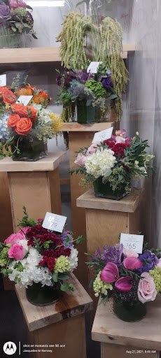 Florist «Englewood Florist, Inc.», reviews and photos, 47 E Palisade Ave, Englewood, NJ 07631, USA