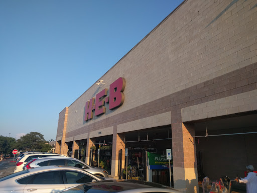 Grocery Store «H-E-B Grocery», reviews and photos, 10710 Research Blvd #200, Austin, TX 78759, USA