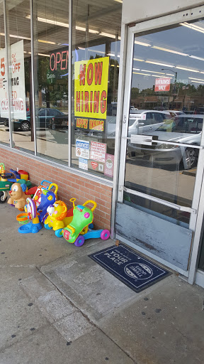 Thrift Store «Maj-R Thrift & Discount Store Grandview», reviews and photos, 1500 Main St, Grandview, MO 64030, USA