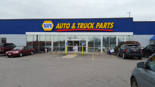 Auto Parts Store «NAPA Auto Parts - Genuine Parts Company», reviews and photos, 190 Larrabee Rd, Westbrook, ME 04092, USA