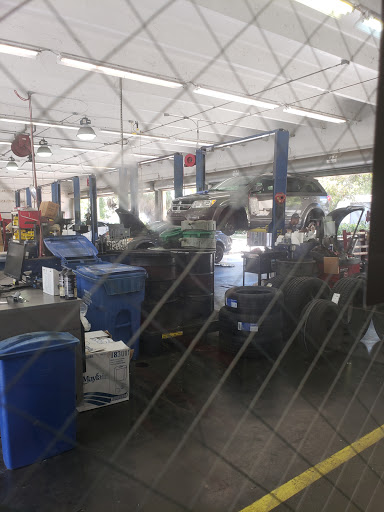 Tire Shop «Firestone Complete Auto Care», reviews and photos, 9000 Cleary Blvd, Plantation, FL 33324, USA