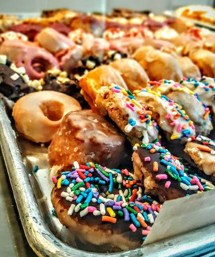 Donut Shop «Glazed and Infused», reviews and photos, 939 W Armitage Ave, Chicago, IL 60614, USA