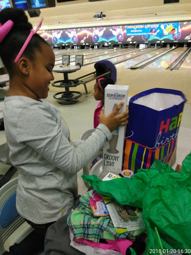 Bowling Alley «Premier Bowling and Recreation Center», reviews and photos, 11400 E State Rte 350, Raytown, MO 64138, USA