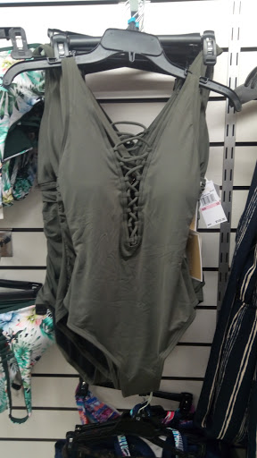 Department Store «T.J. Maxx», reviews and photos, 711 Southbridge St, Auburn, MA 01501, USA