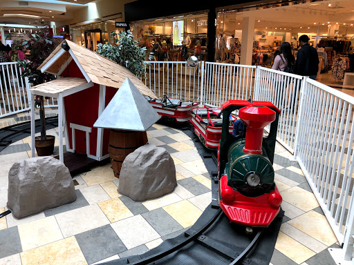 Shopping Mall «Westfield Oakridge», reviews and photos, 925 Blossom Hill Road, San Jose, CA 95123, USA