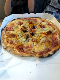 Plats et boissons du Pizzeria FLORIDA PIZZA, cuite au feu de bois A EMPORTER à Saint-Julien-en-Born - n°20