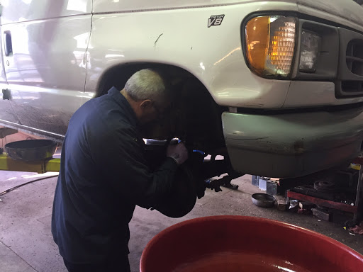 Auto Repair Shop «Aberdeen Sunoco», reviews and photos, 302 Lancaster Ave, Wayne, PA 19087, USA