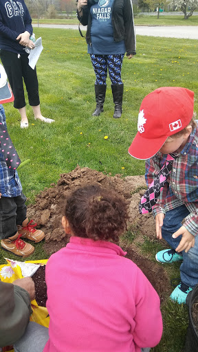 Golf Course «Hyde Park Golf Course», reviews and photos, 4343 Porter Rd, Niagara Falls, NY 14305, USA