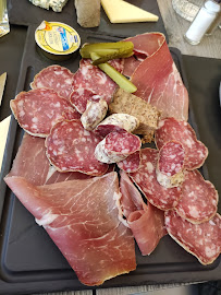 Charcuterie du Maison Péret - Restaurant Brasserie - Rue Daguerre in Paris - n°6