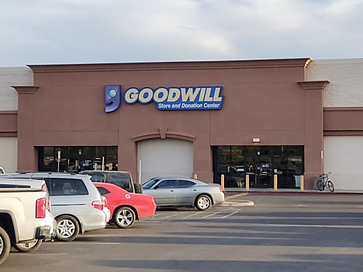 Thrift Store «Apache Trail Goodwill Retail Store & Donation Center», reviews and photos, 10603 E Apache Trail, Apache Junction, AZ 85120, USA