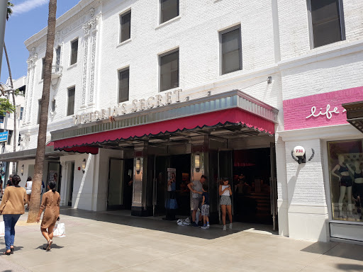 Shopping Mall «Third Street Promenade», reviews and photos, 1351 3rd Street Promenade #201, Santa Monica, CA 90401, USA