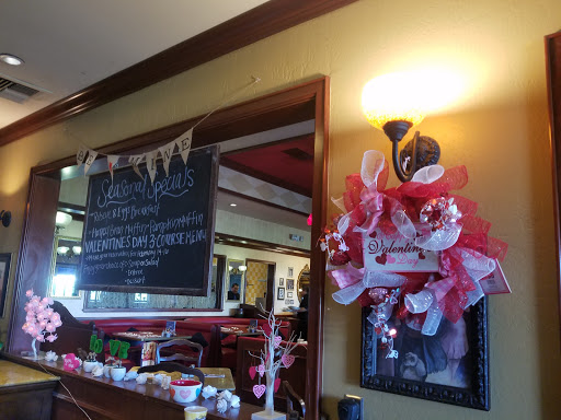 Shopping Mall «Gilroy Crossing Shopping Center», reviews and photos, 6915 Camino Arroyo, San Jose, CA 95112, USA