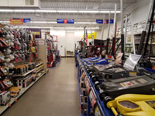 Hardware Store «Harbor Freight Tools», reviews and photos, 4646 Great Northern Blvd, North Olmsted, OH 44070, USA