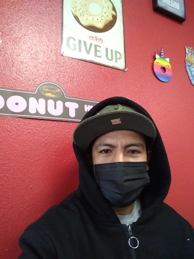 Dessert Shop «Delicious Donuts», reviews and photos, 12 SE Grand Ave, Portland, OR 97214, USA