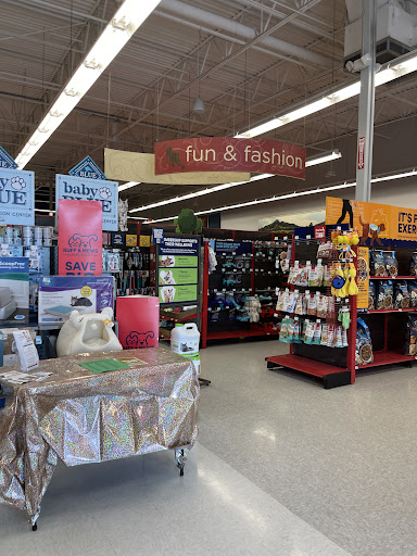 Pet Supply Store «Petco Animal Supplies», reviews and photos, 200 Triangle Shopping Center #230, Longview, WA 98632, USA