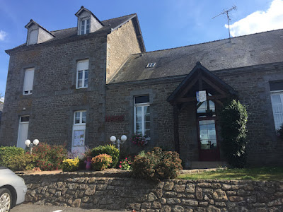 Mairie à Colombiers-du-Plessis