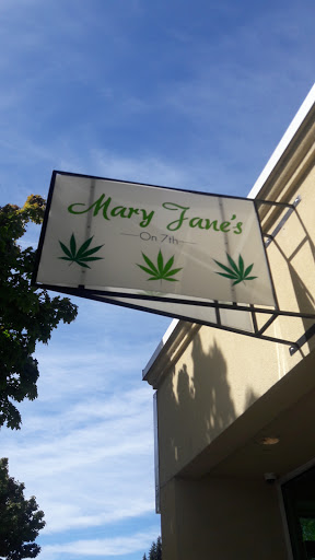 Tobacco Shop «Hunky Dory Pipe & Tobacco», reviews and photos, 271 W 7th Ave, Eugene, OR 97401, USA