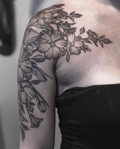 Tattoo Shop «Heavy Water Tattoo», reviews and photos, 22606 E Cliff Dr, Santa Cruz, CA 95062, USA