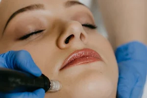 Luster Esthetics image