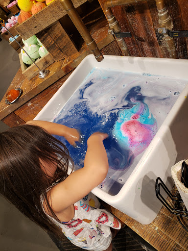 Cosmetics Store «Lush Cosmetics», reviews and photos, 7014 E Camelback Rd, Scottsdale, AZ 85251, USA